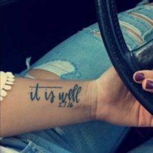 Meet your Posher, Nia